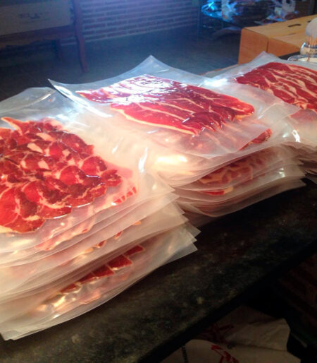 jamón ibérico cortado maquina